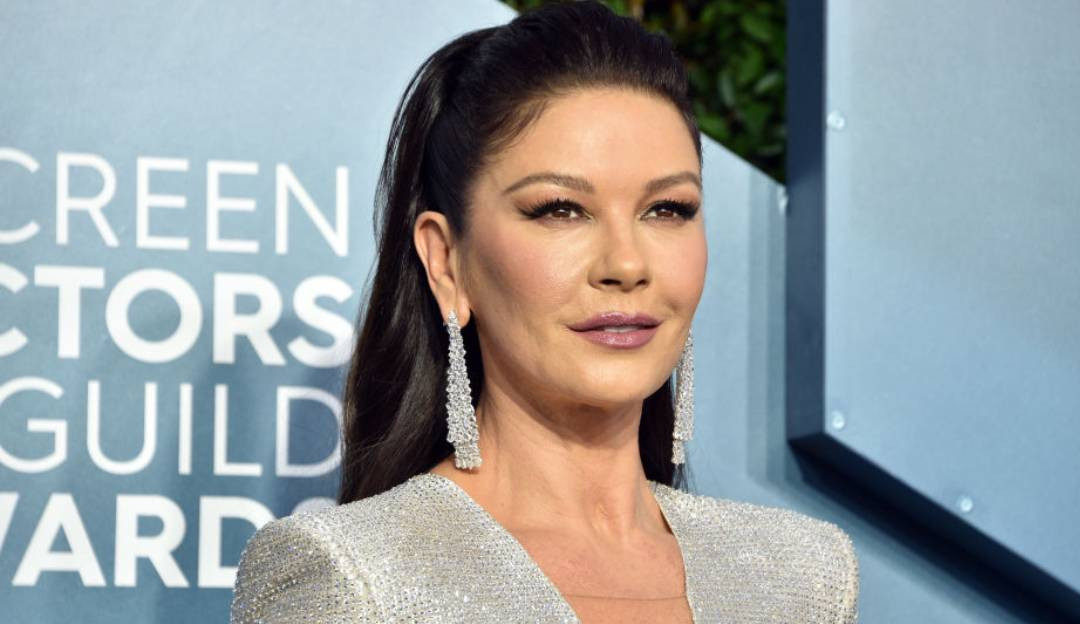Catherine Zeta-Jones viverá Mortícia em spin-off de “/A Família Addams”/ de Tim Burton