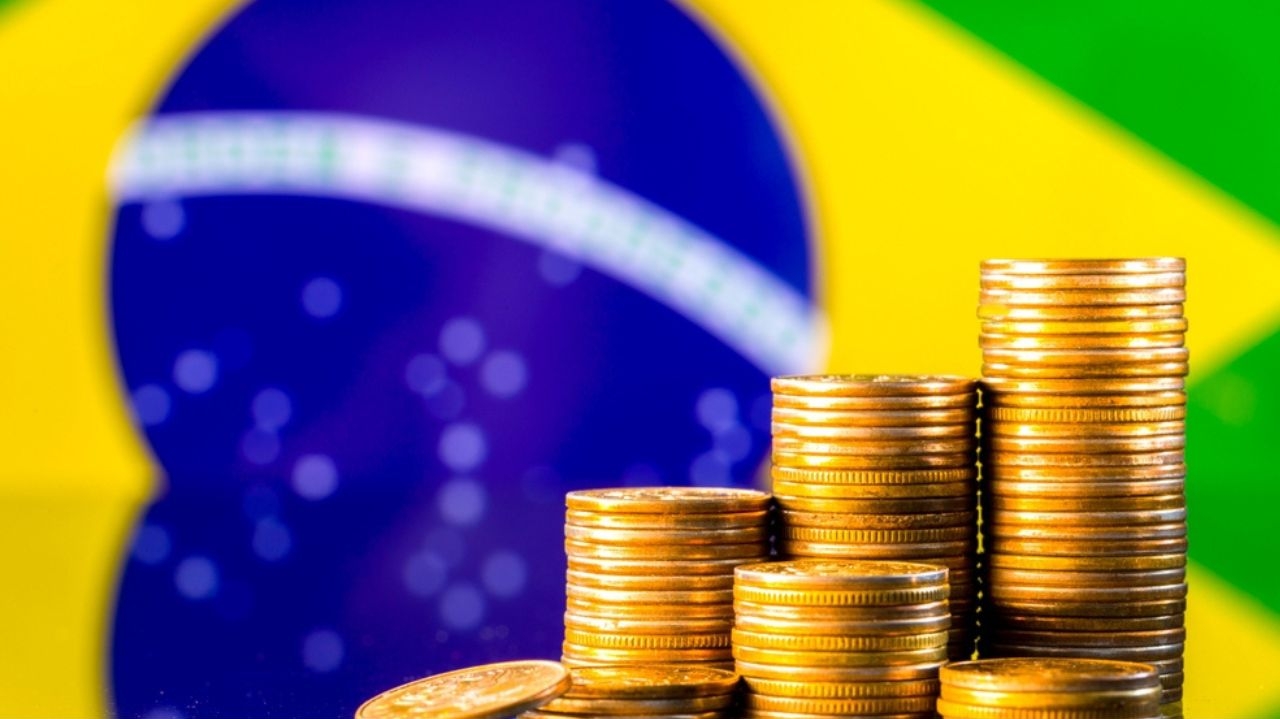 Governo anuncia financiamento de R$ 15 bilhões para empresas afetadas nas tragédias no RS