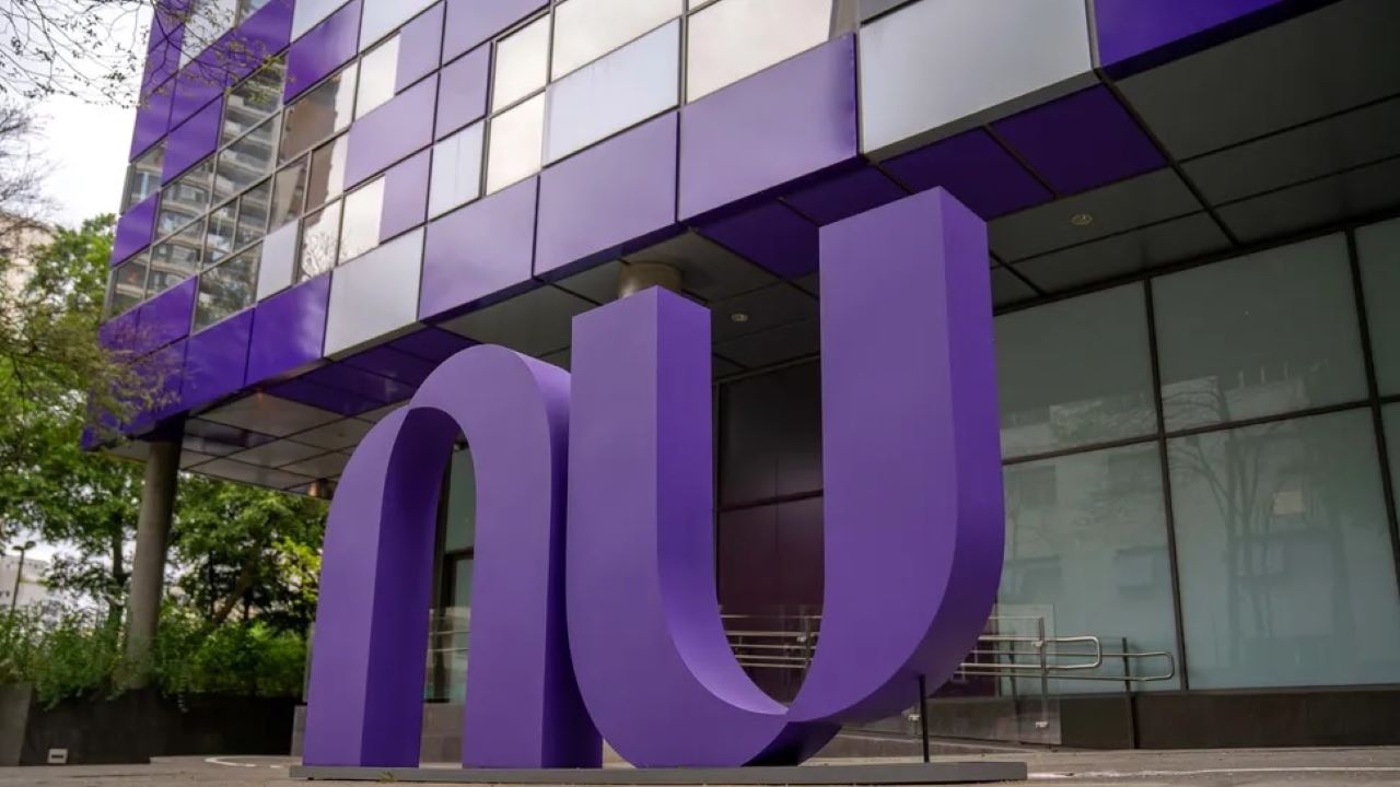 Nubank se torna o banco mais valioso do país, à frente do Itaú