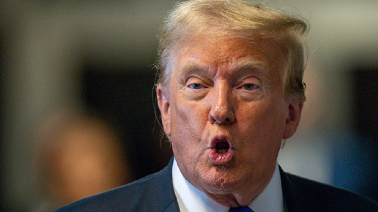 Fortuna de Donald Trump aumenta em R$ 705 milhões após alta nas ações de sua empresa