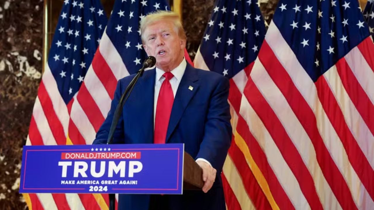 Trump enfrenta mais acusações na luta pela presidência