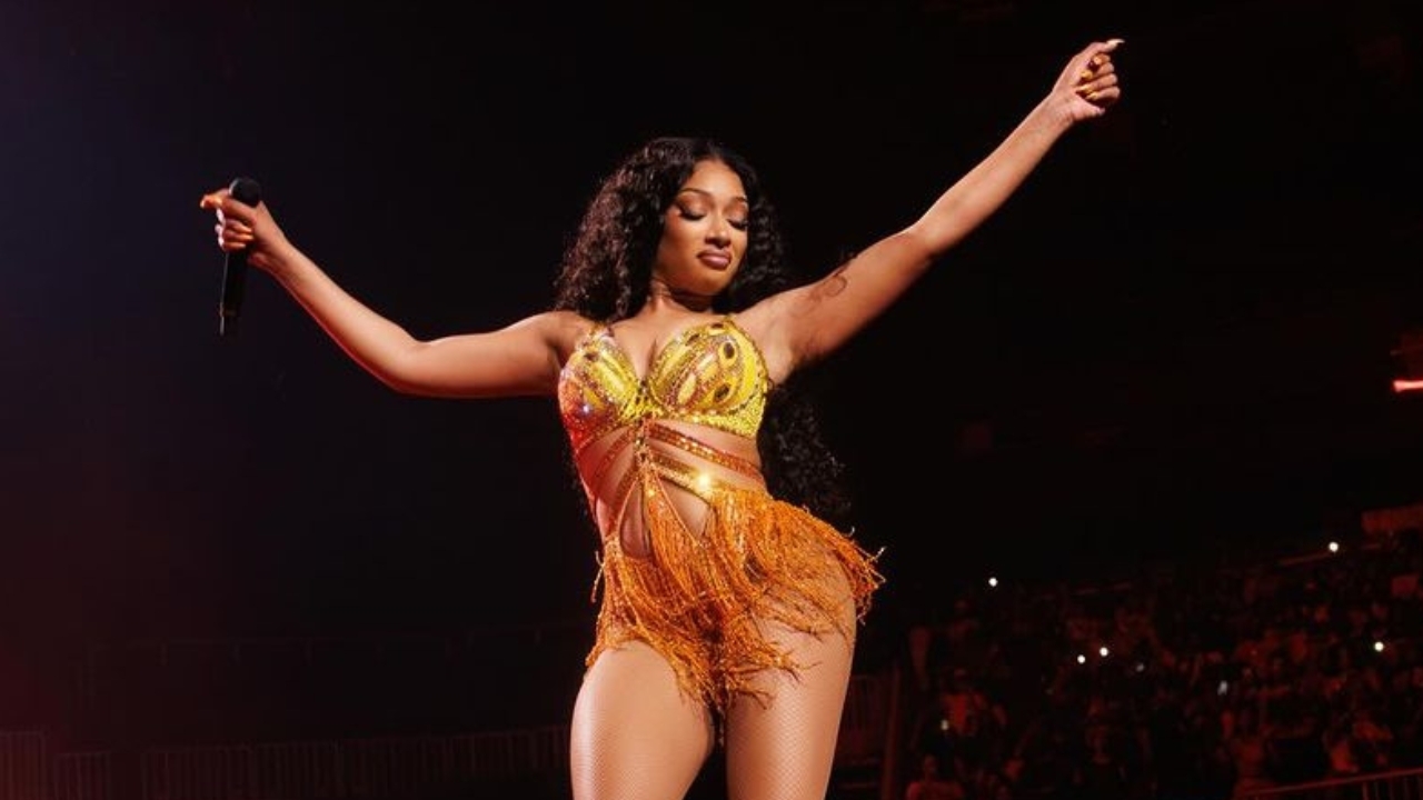 Megan Thee Stallion anuncia data de lançamento do álbum “MEGAN”