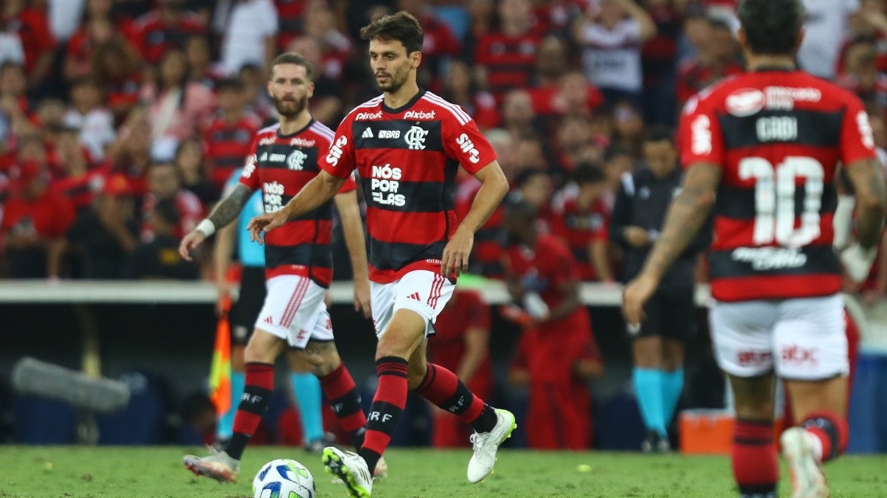 Grêmio divulga contratação de Rodrigo Caio