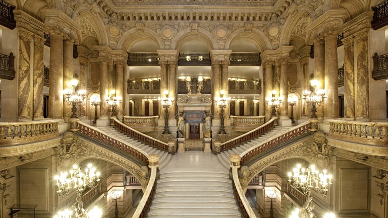 Chanel escolhe local histórico para desfile de inverno em Paris
