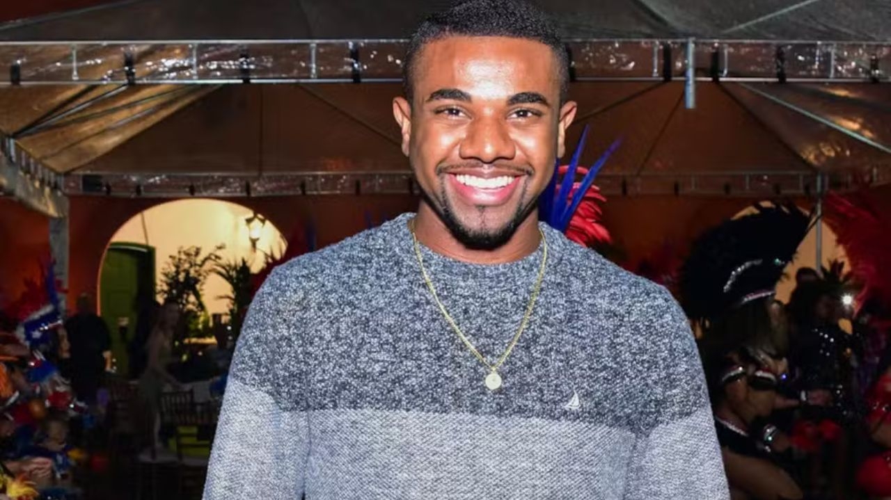 Exclusivo: Davi Brito revela planos com a TV Globo e conta como está a vida de milionário: “Está muito corrido”