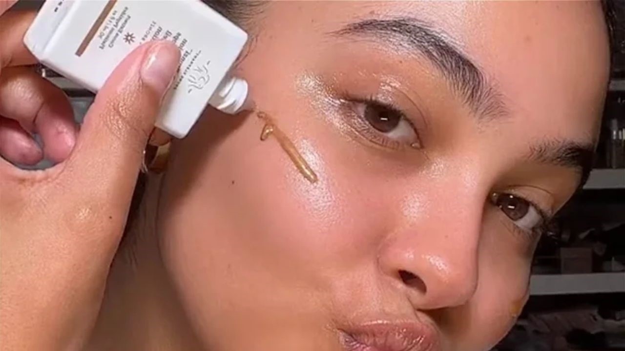 Bronzing drops é a promessa do momento para manter o tom dourado do verão