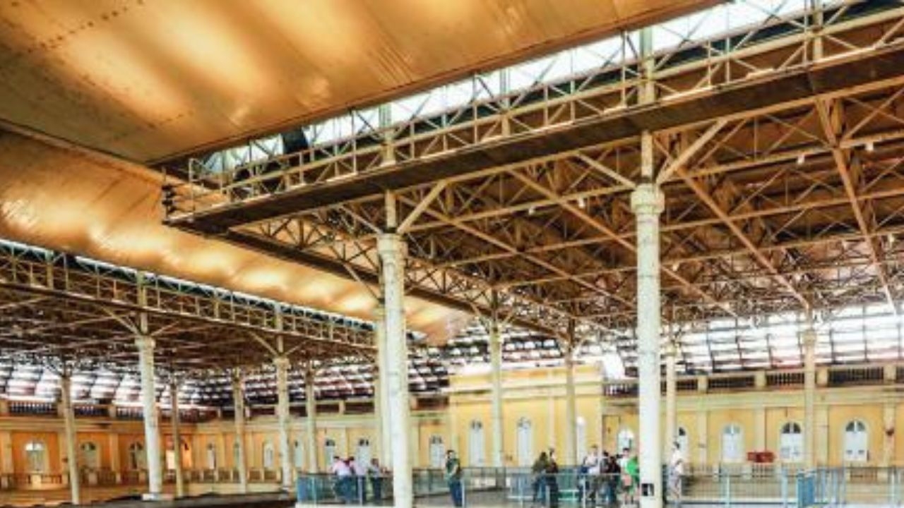 Mercado Público de Porto Alegre reabrirá após enchentes no RS