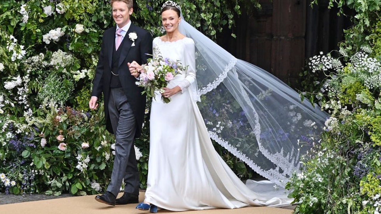 Casamento real: nova duquesa de Westminster chama a atenção com sapato inusitado