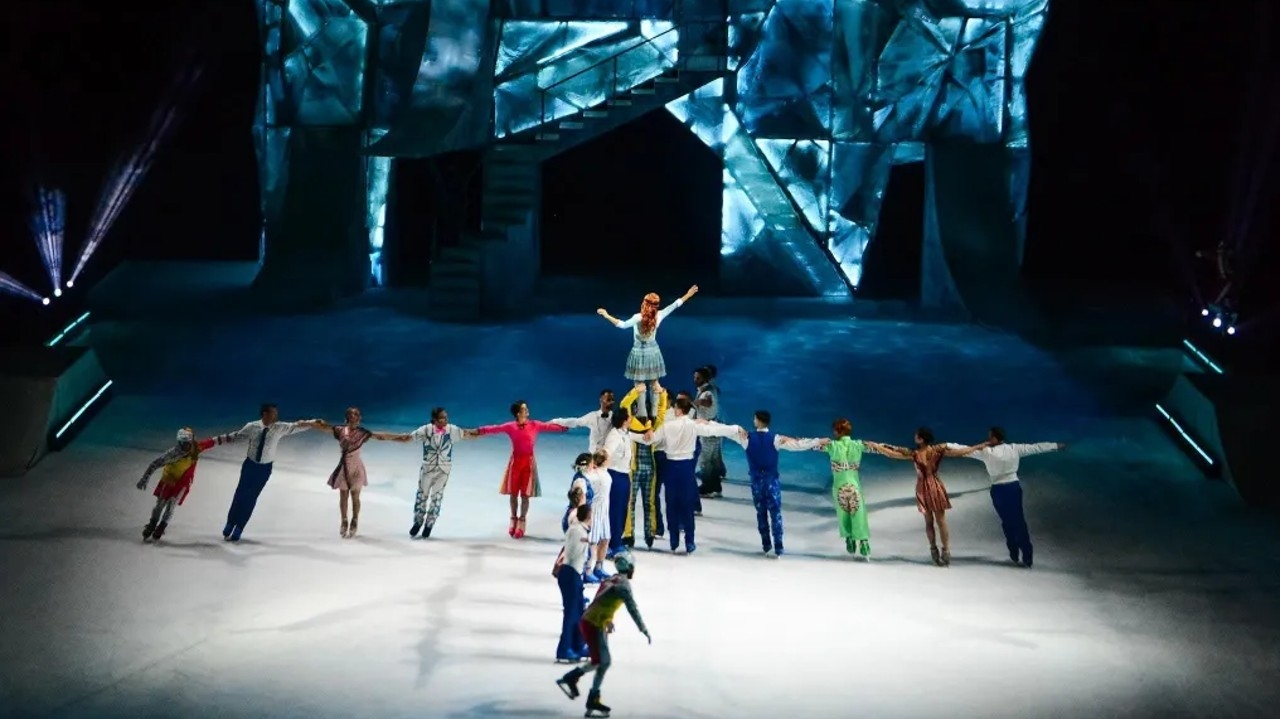 Espetáculo Cirque du Soleil recebe famosos para estreia no RJ