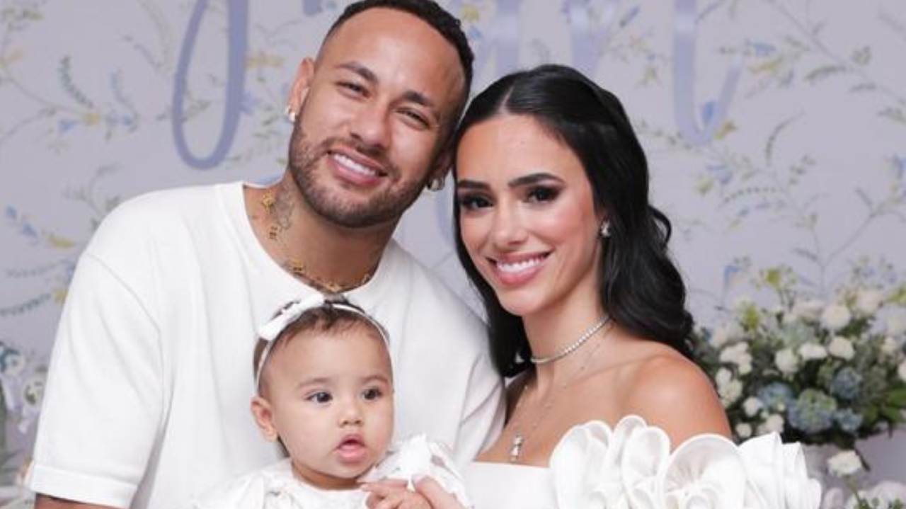 Neymar homenageia Mavie, sua filha, com uma nova tatuagem