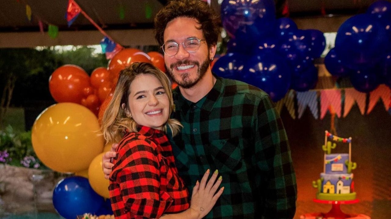 Eliezer responde dúvidas de seguidores e fala sobre ciúmes no seu relacionamento