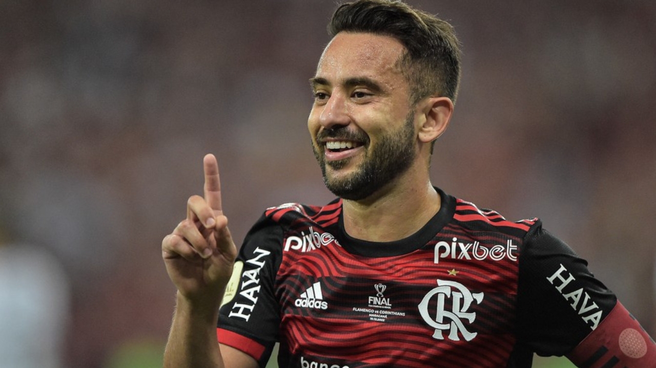 Everton Ribeiro vai receber homenagem da torcida do Flamengo 