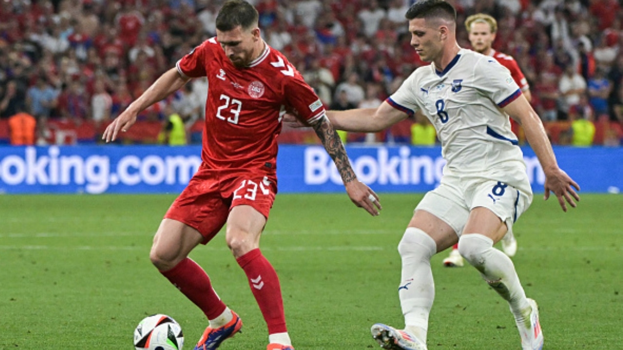 Dinamarca se classifica em segundo lugar após empate contra a Sérvia pela Eurocopa