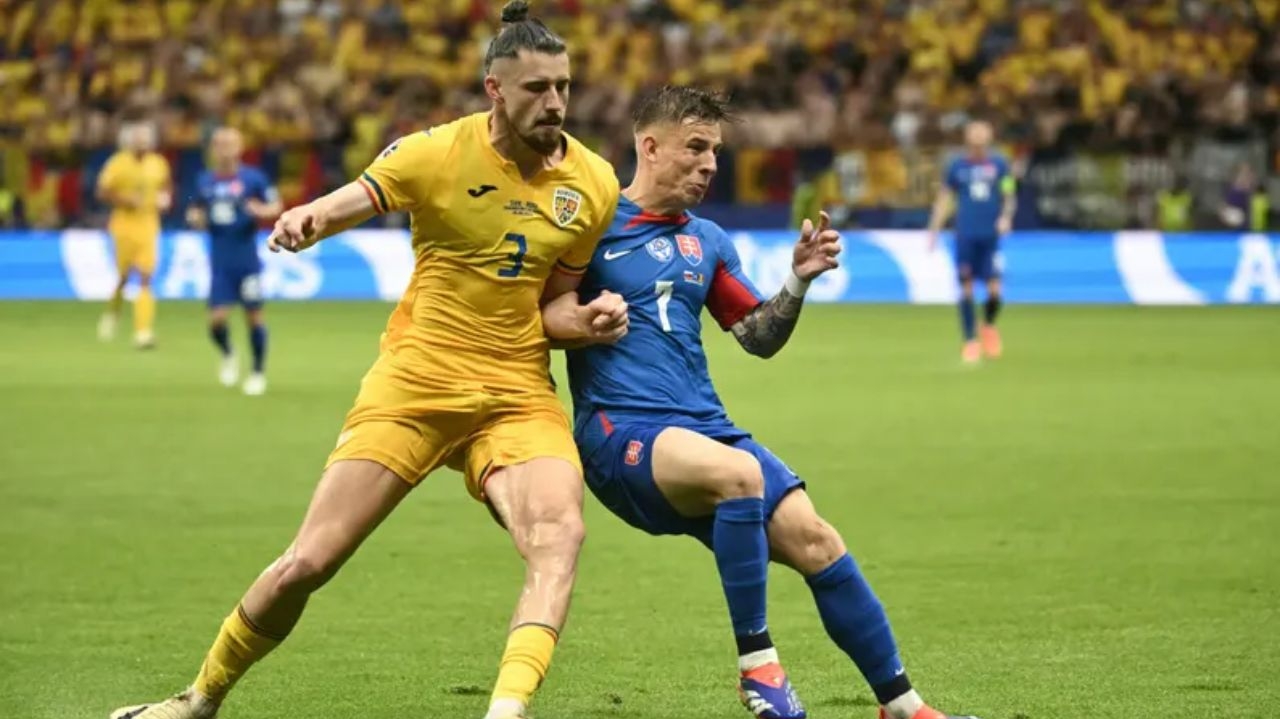 Eslováquia e Romênia garantem classificações em empate agitado na última rodada do grupo E