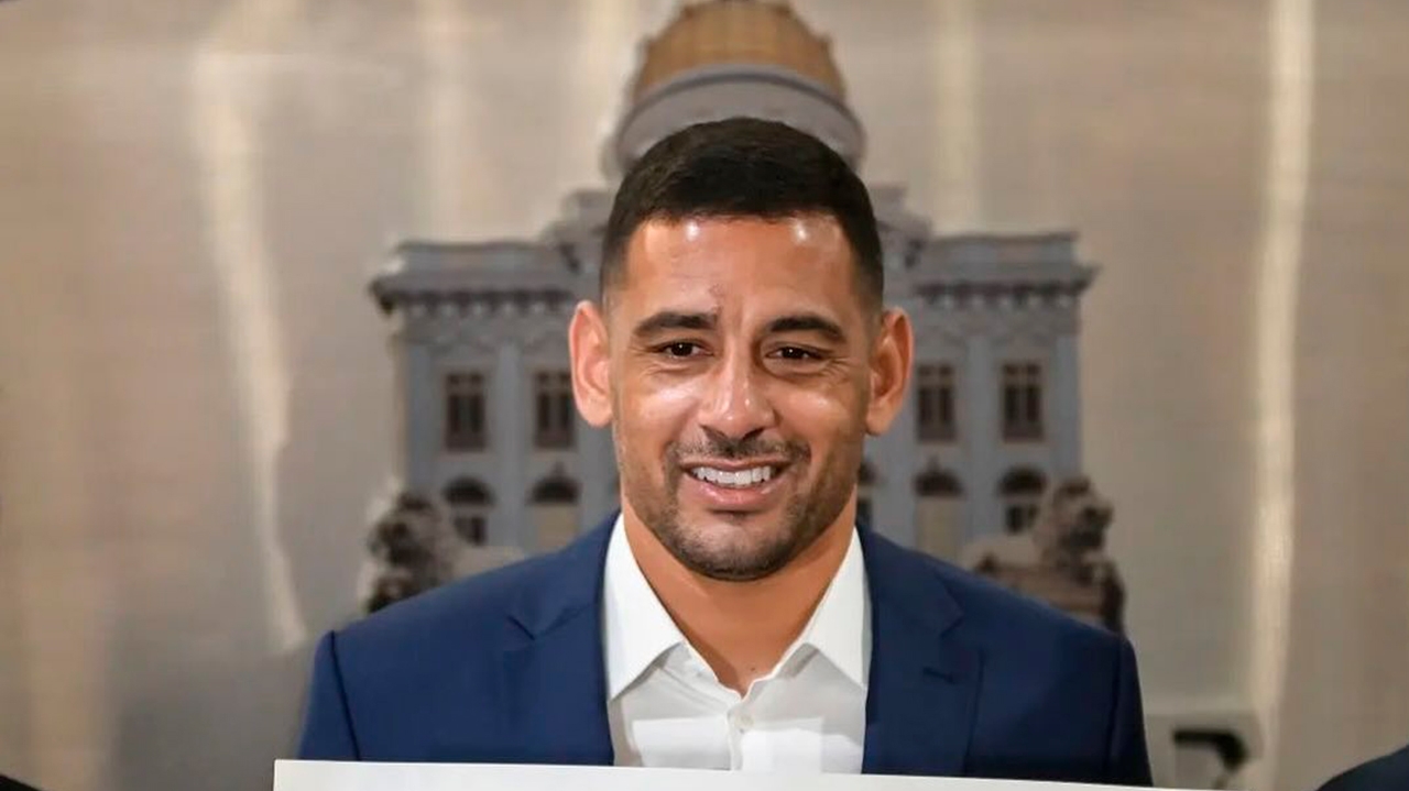 Diego Souza detona arbitragem após expulsão de David no Vasco