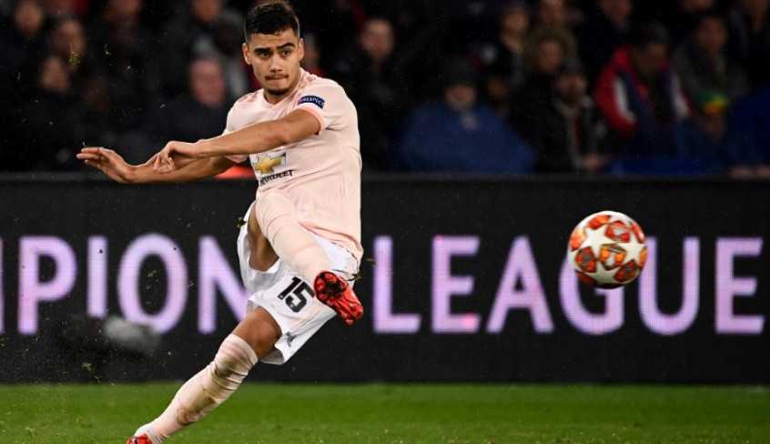 Andreas Pereira assina contrato com Flamengo e chega sexta-feira ao Rio