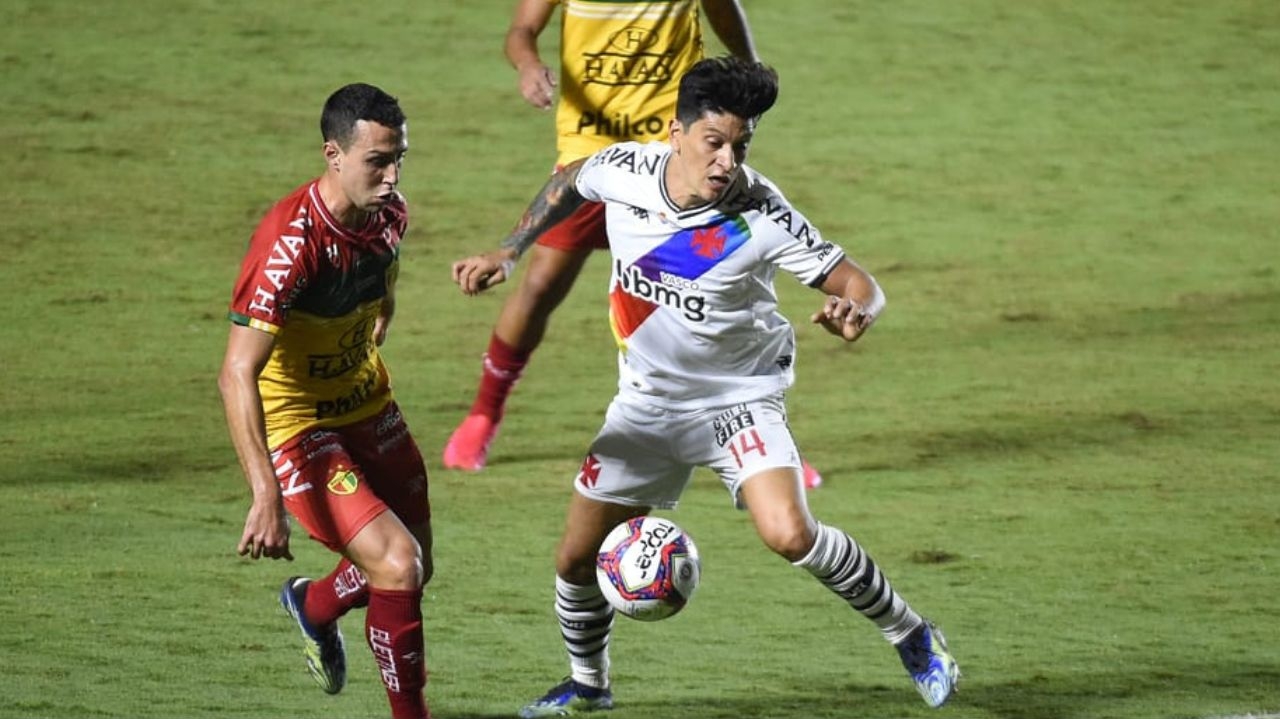 Futebol e inclusão: ações em apoio ao dia internacional do orgulho LGBTQIA+