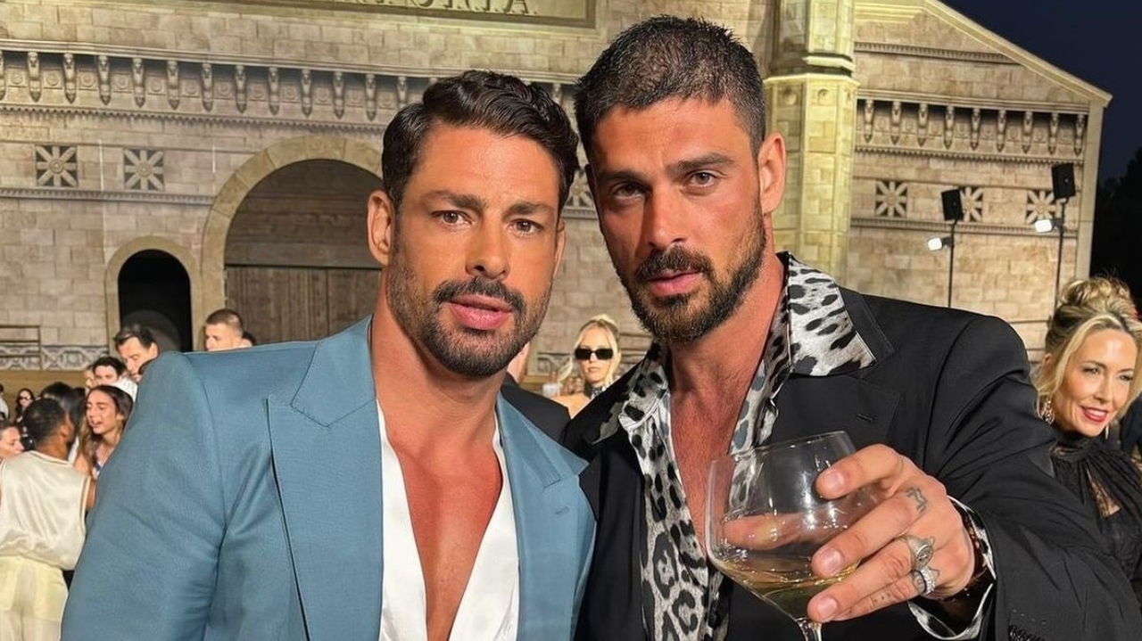 Galãs roubam a cena em desfile de moda na Itália