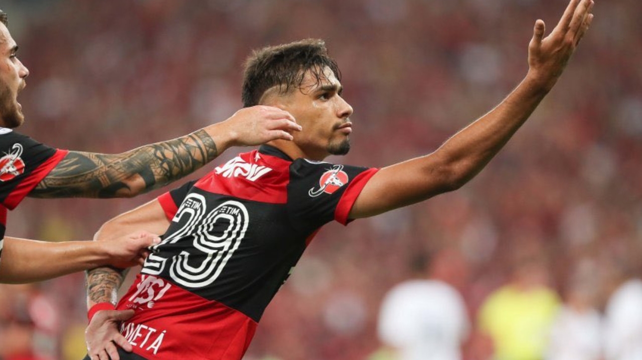Entenda as exigências de West Wan para liberar Paquetá ao Flamengo