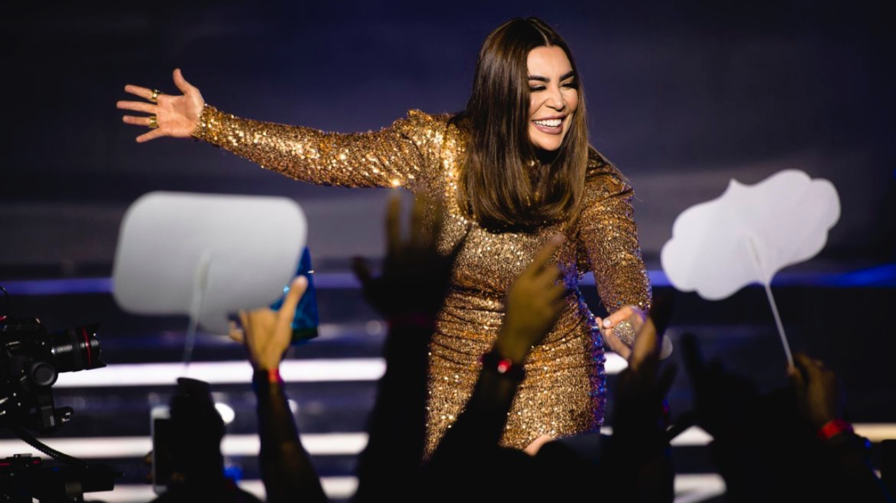 Naiara Azevedo surpreende fãs com faixas inéditas e renovação na carreira