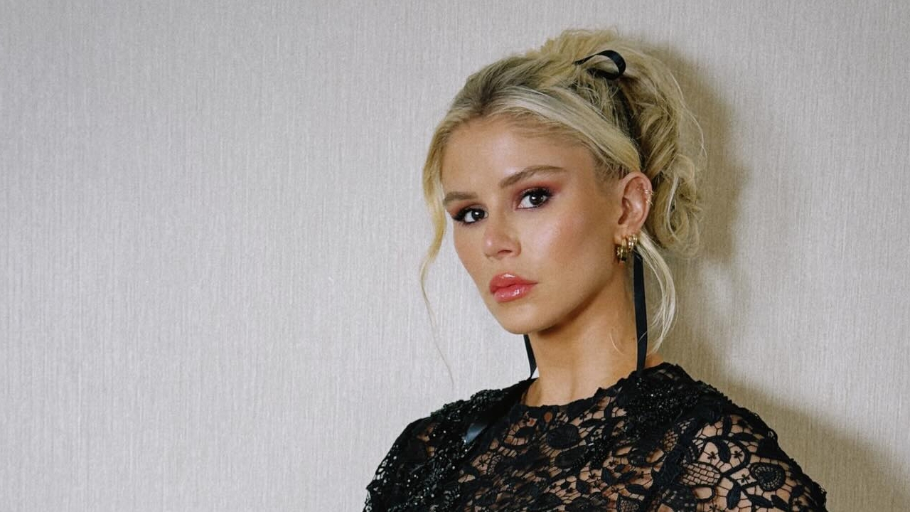 Atriz de Luz-Estrela em “The Boys” dá spoilers sobre a caverna de Tek Knight