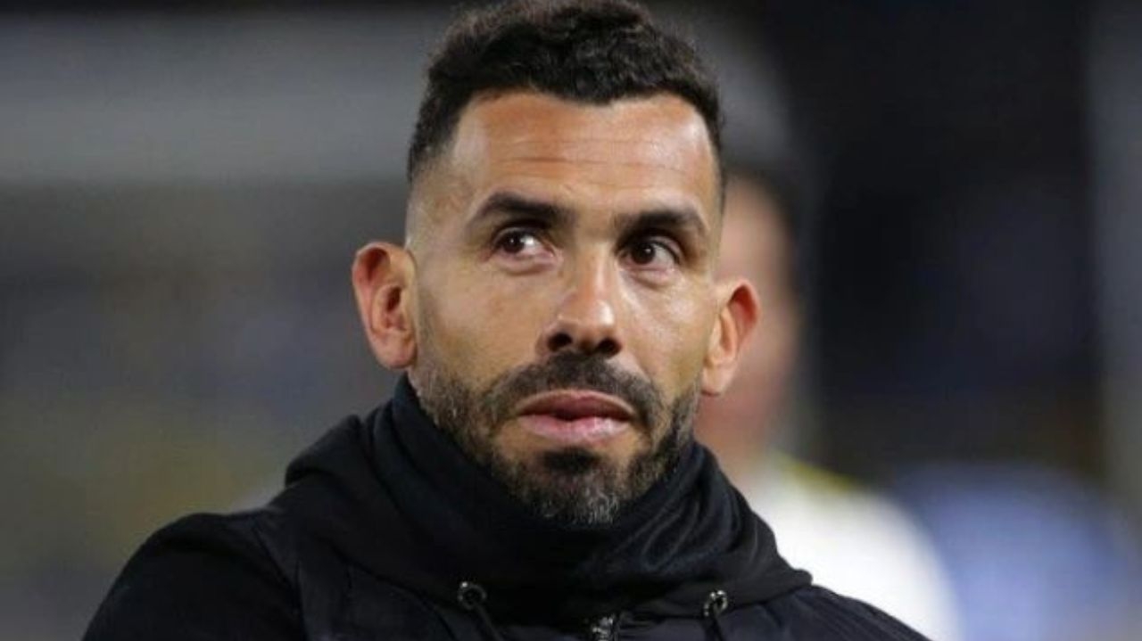 Tevez é oferecido para treinar o Corinthians e clube descarta