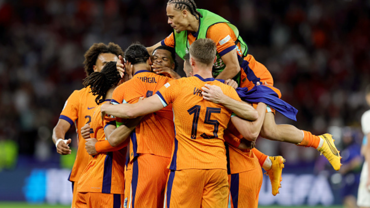 Virada holandesa deixa Turquia para trás e garante ida à semifinal da Euro 2024