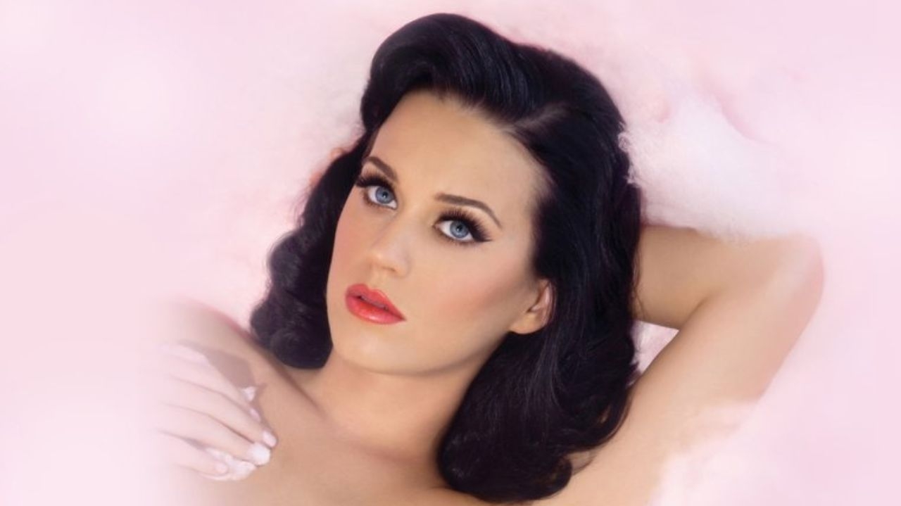 Katy Perry ultrapassa 7 bilhões no Spotify com Teenage Dream