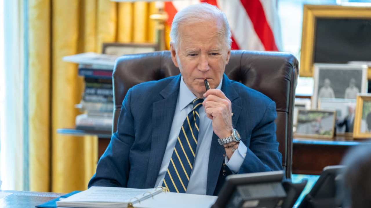 New York times publica novo editorial pedindo desistência de Biden