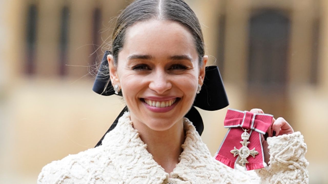 Emília Clarke entra para o elenco de “Criminal”, nova série da Prime Video