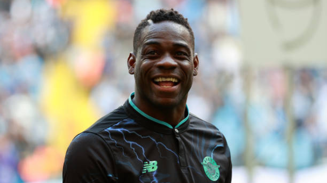 Balotelli rumo ao Corinthians após desafios recentes na carreira