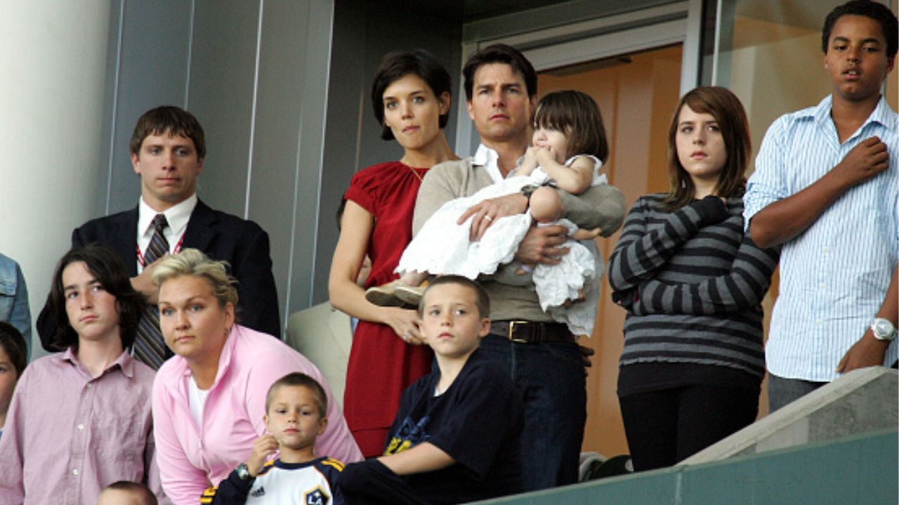 Fonte revela que filhos de Tom Cruise não mantêm contato
