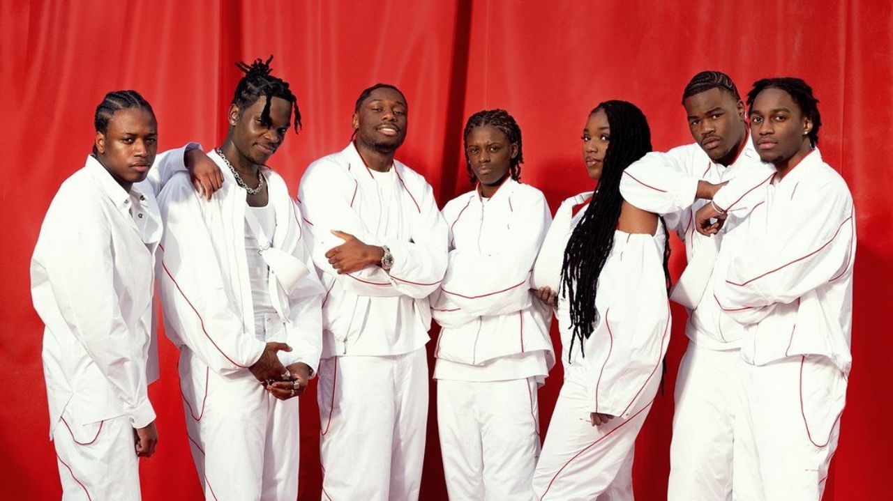 Jacquemus e Nike lançam coleção em celebração as olimpíadas de Paris