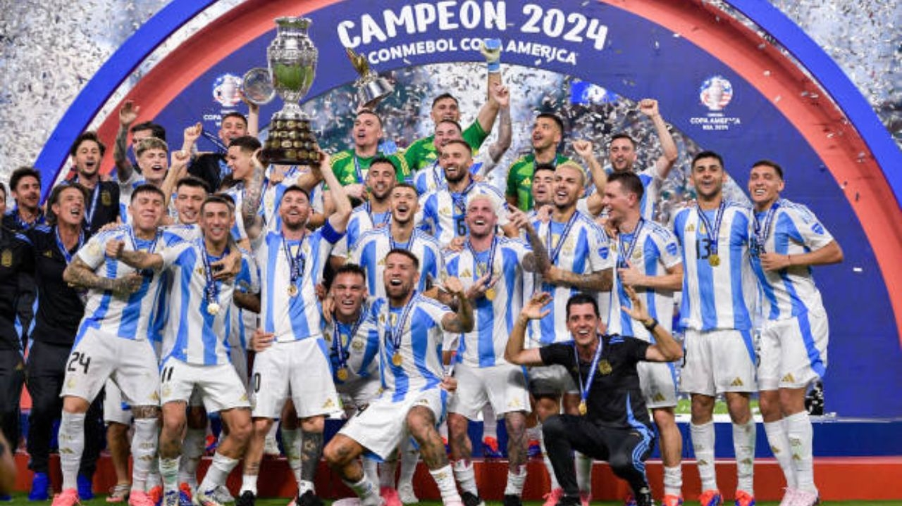 Argentina derruba Colômbia na final da Copa América e é campeã