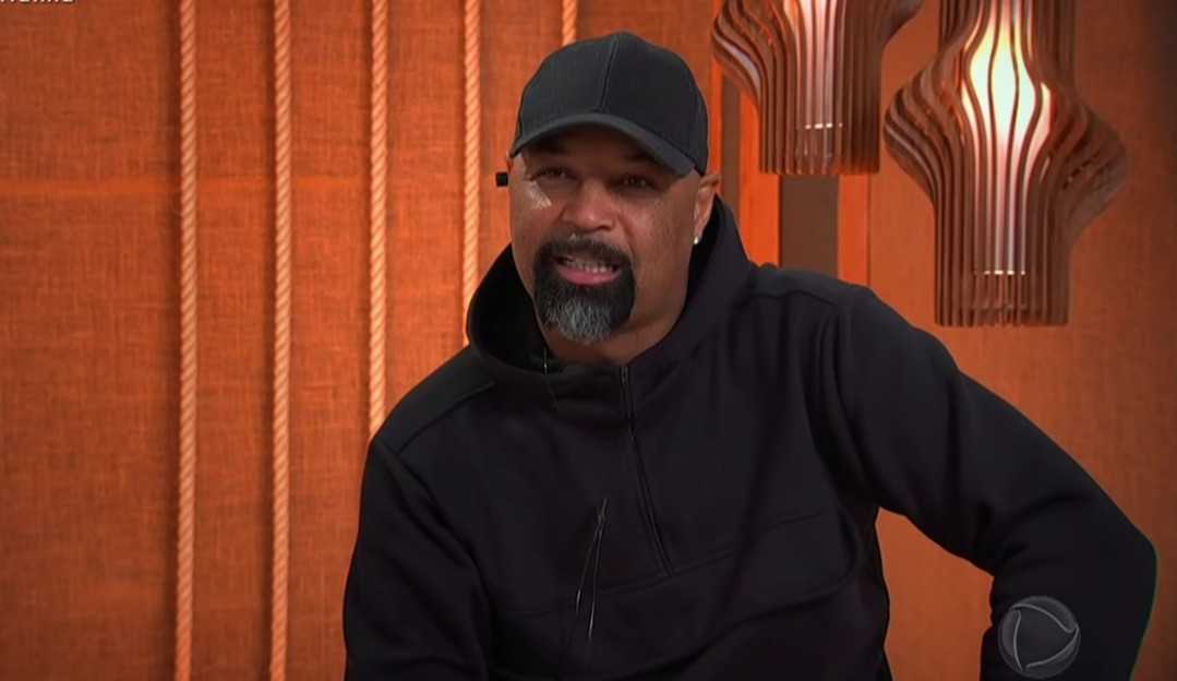 Dinei ganha nova oportunidade no “/Ilha Record”/