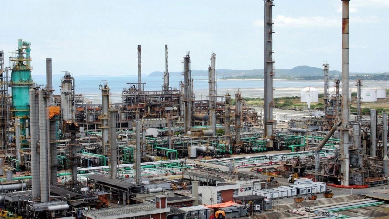 Petrobras estuda recomprar refinaria baiana