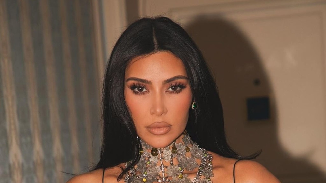 Kim Kardashian fala sobre diagnóstico de vitiligo em filho