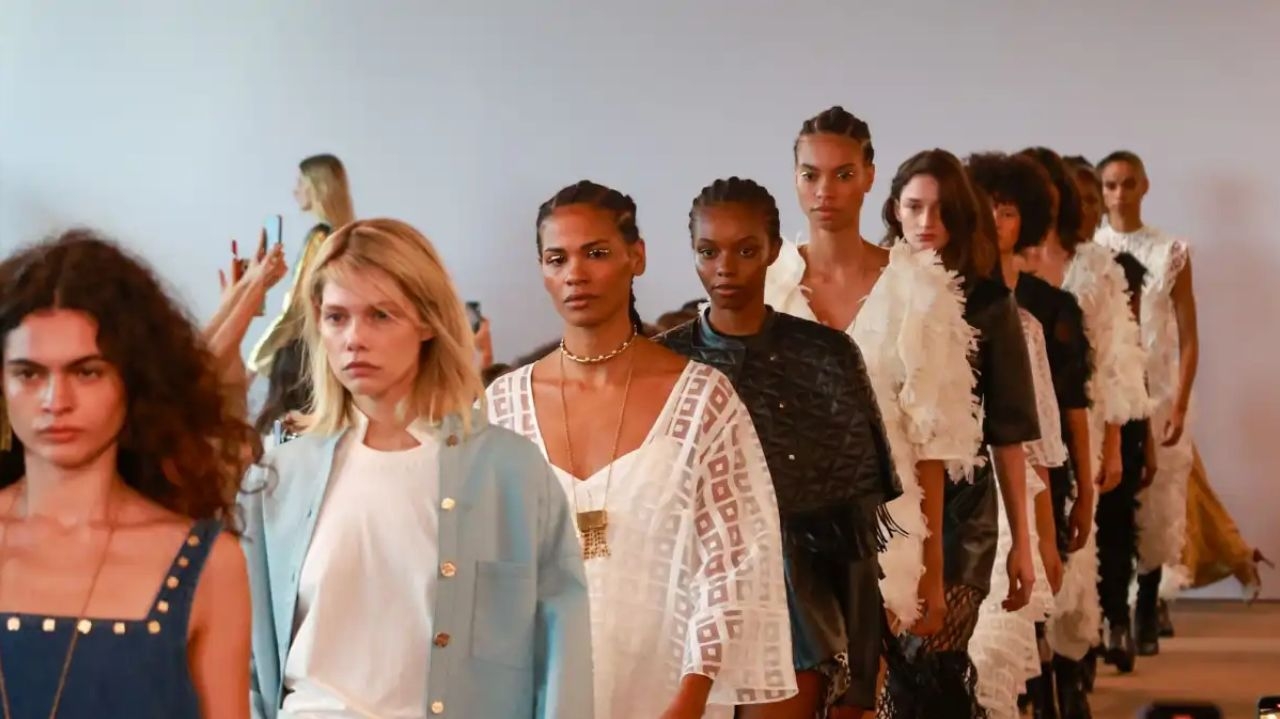 SPFW 2024 promete acontecer de volta ao Ibirapuera