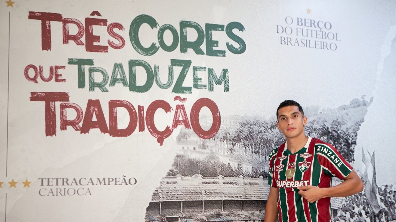 Fluminense anuncia contratação do atacante Kevin Serna