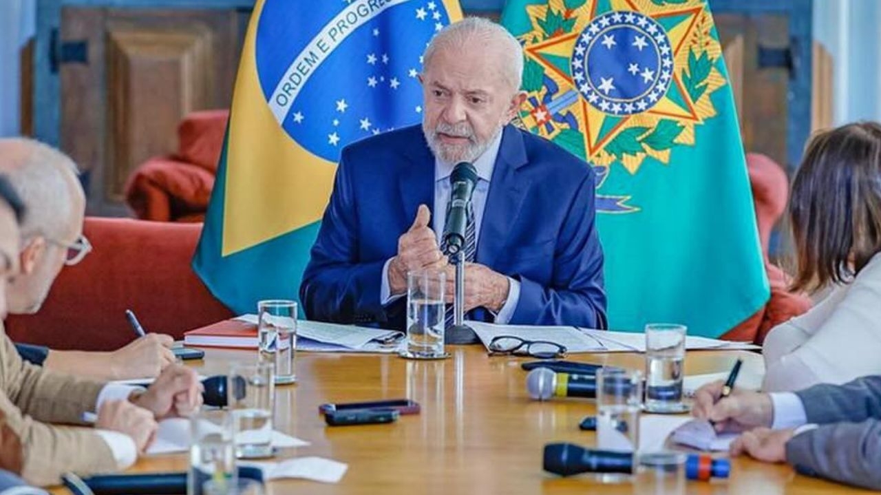 Lula pede que Maduro respeite processo democrático em eleições Venezuelanas