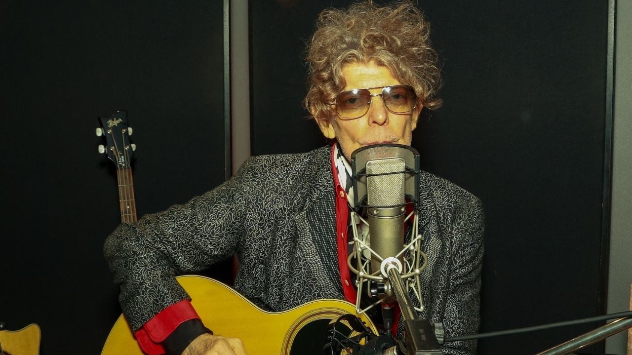 Titãs anuncia que Branco Mello passará por nova cirurgia