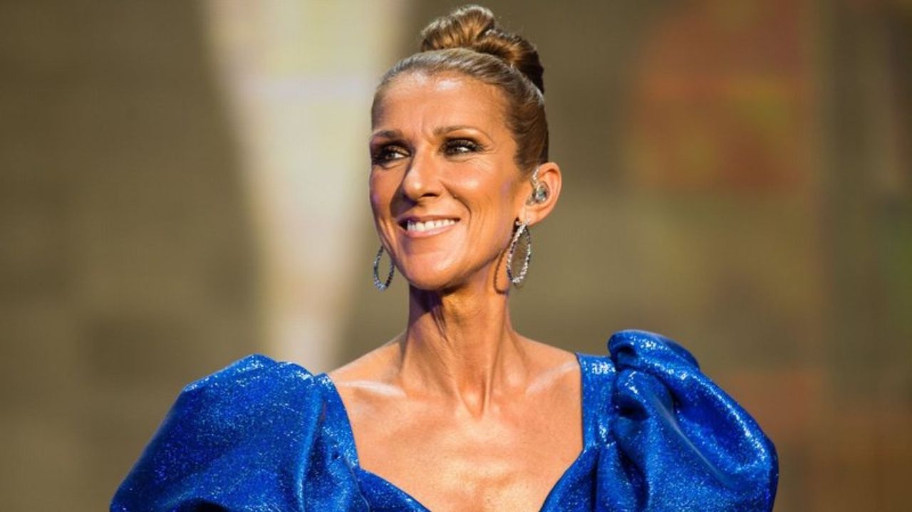 Céline Dion desembarca em Paris para cerimônia dos Jogos Olímpico