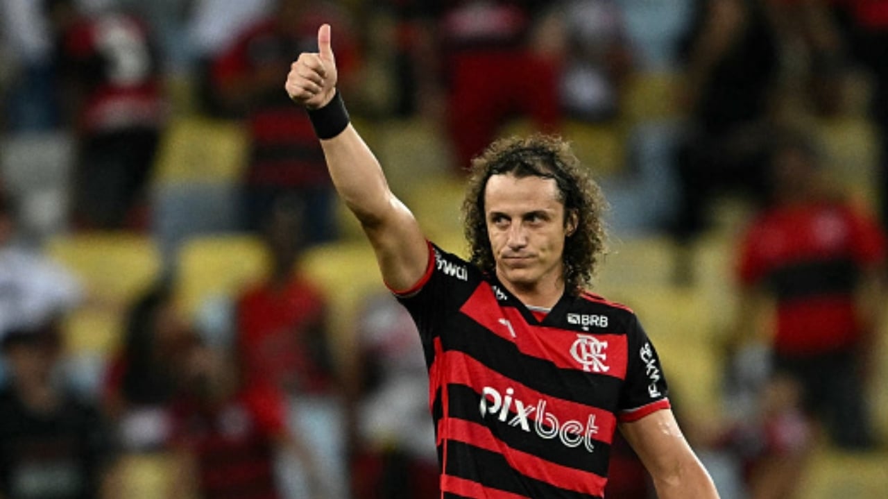 Jogo entre Vitória e Flamengo terá reencontro de David Luiz com ex-clube