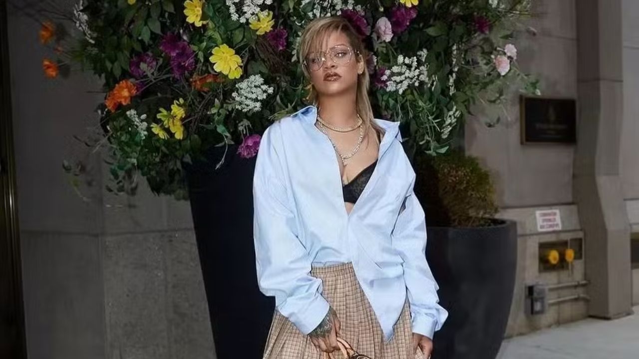 Rihanna resgata corte sidecut