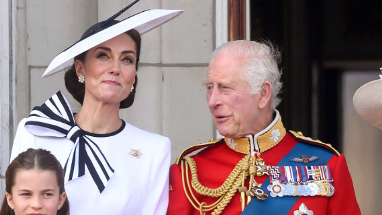 Rei Charles III e Kate Middleton recebem o apoio do público após diagnósticos de câncer