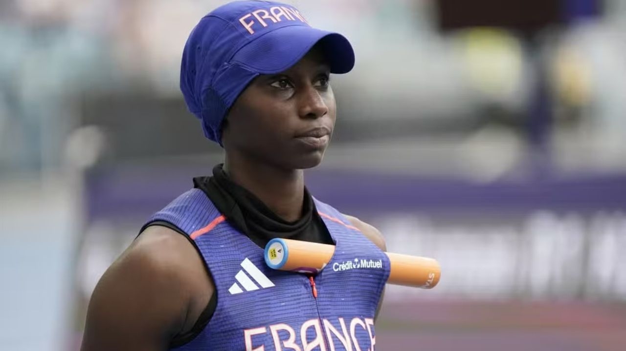 França impede que atleta muçulmana use hijab na cerimônia de abertura das Olimpíadas