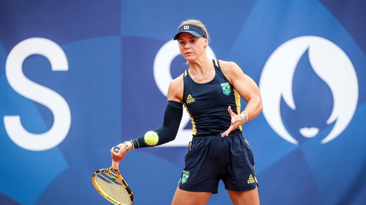 Laura Pigossi é derrotada por Dayana Yastremska de virada