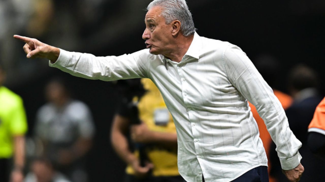 Flamengo assume a liderança do Brasileirão após vitória sobre Atlético-GO