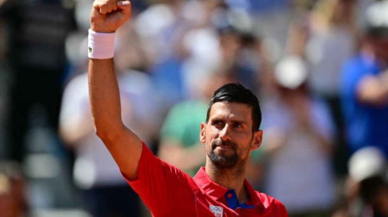 Sem chance de terceiro set, Djokovic derruba Nadal e se classifica na categoria