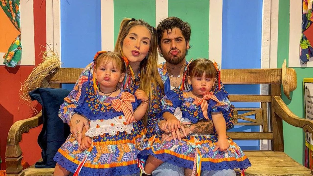 Virginia Fonseca comemora inauguração de sua mansão